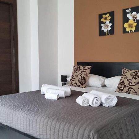 Enne'S Apartments In The Heart Of Palermo Luaran gambar