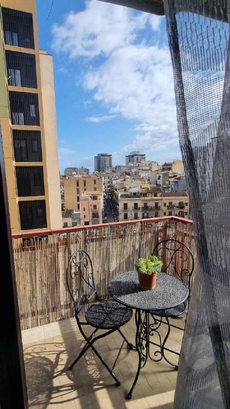 Enne'S Apartments In The Heart Of Palermo Luaran gambar