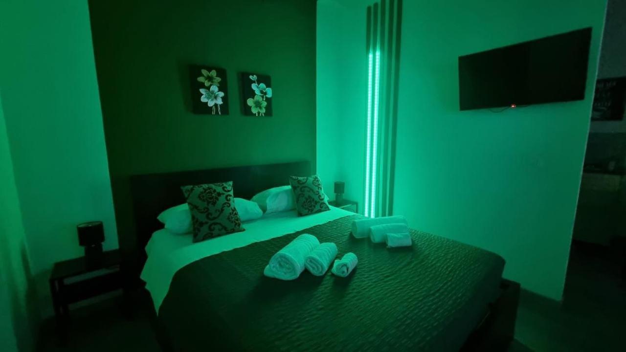 Enne'S Apartments In The Heart Of Palermo Luaran gambar